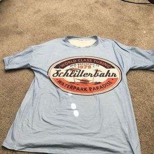 Oversized graphic tee